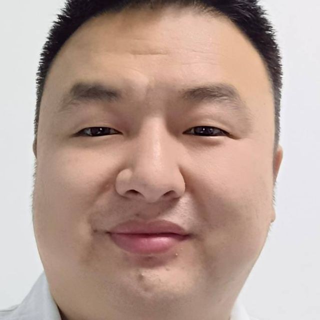 李飞