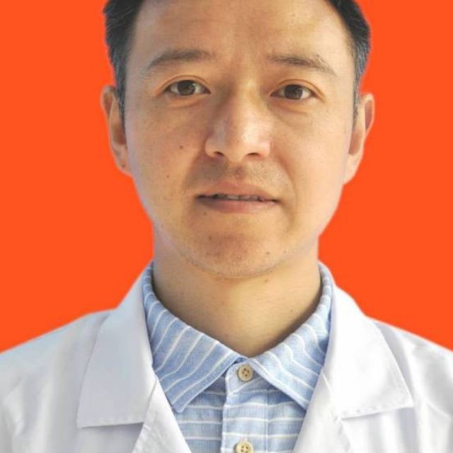卢伟