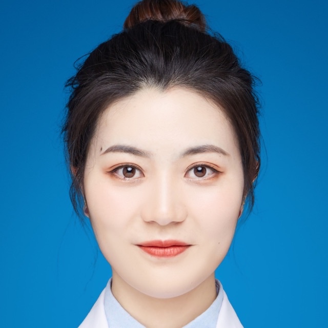 周茜