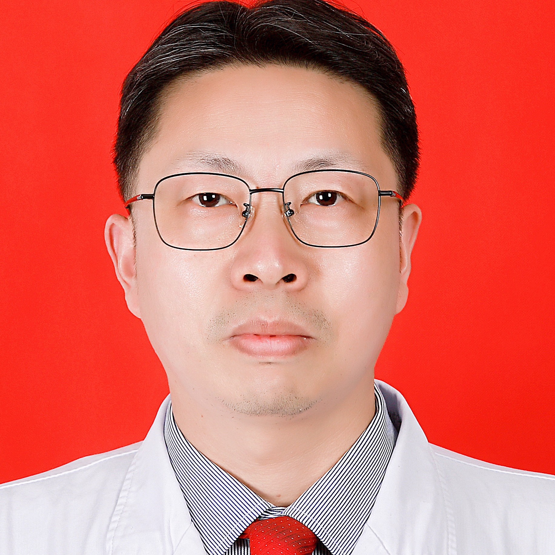 刘中华
