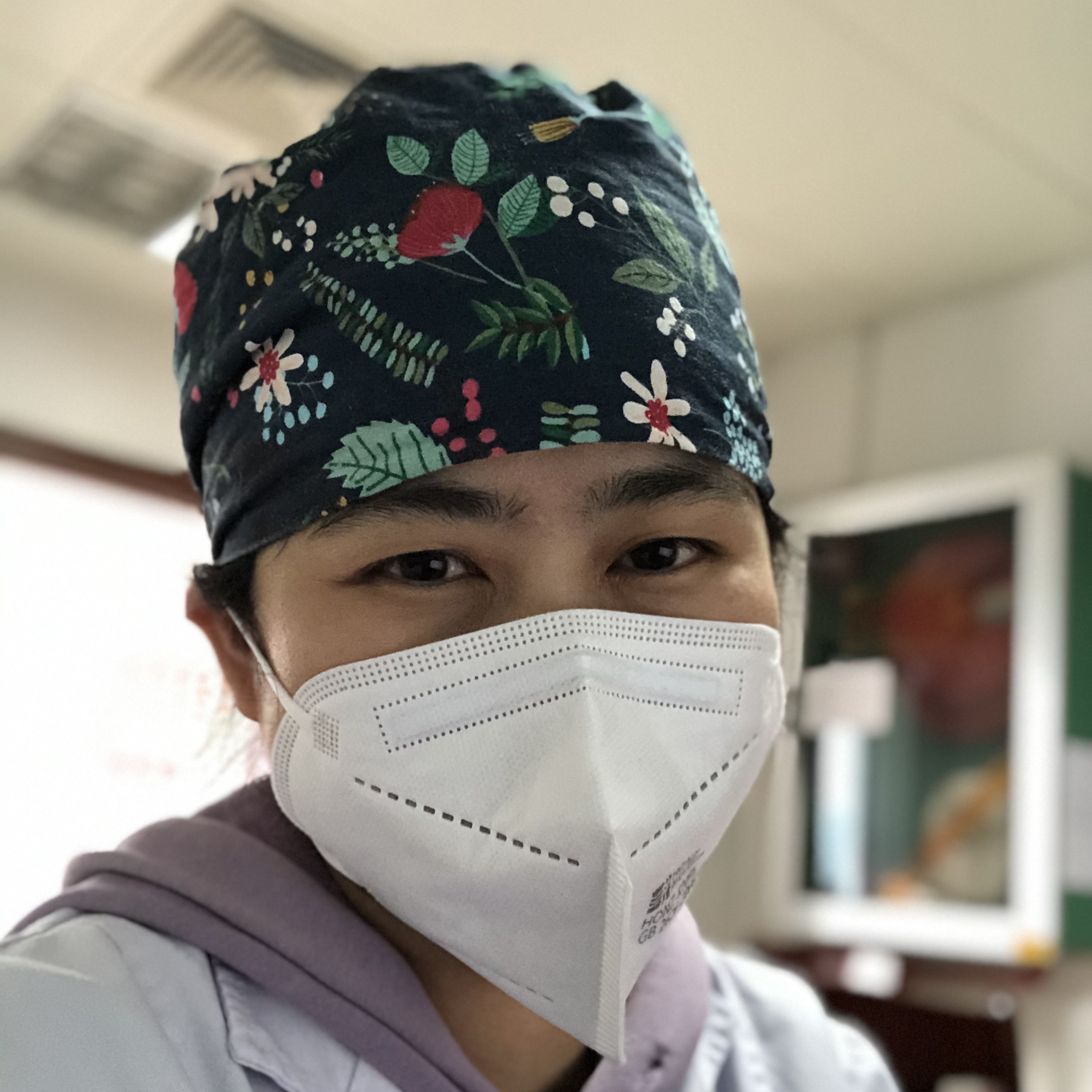 张玲