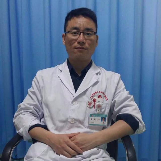 周磊