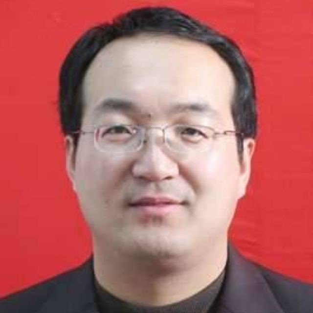 张宏