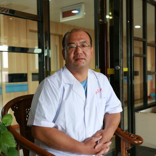 黄悦