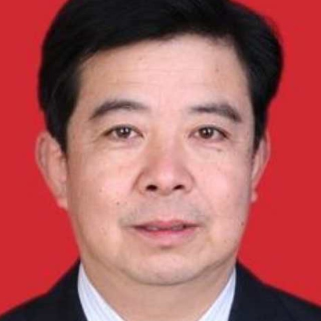 王忆黎