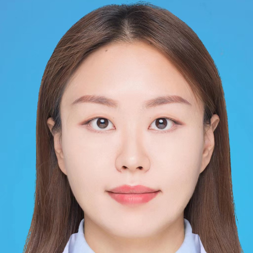 李巧彤
