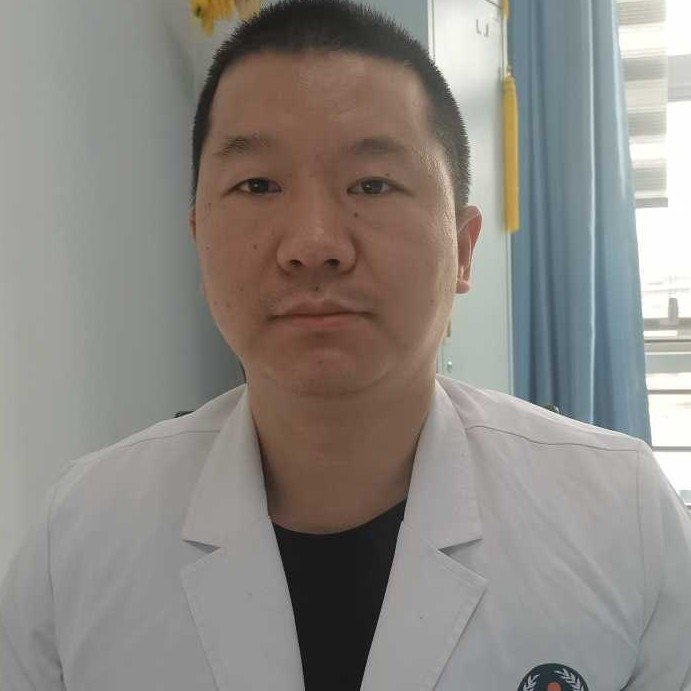 何彬
