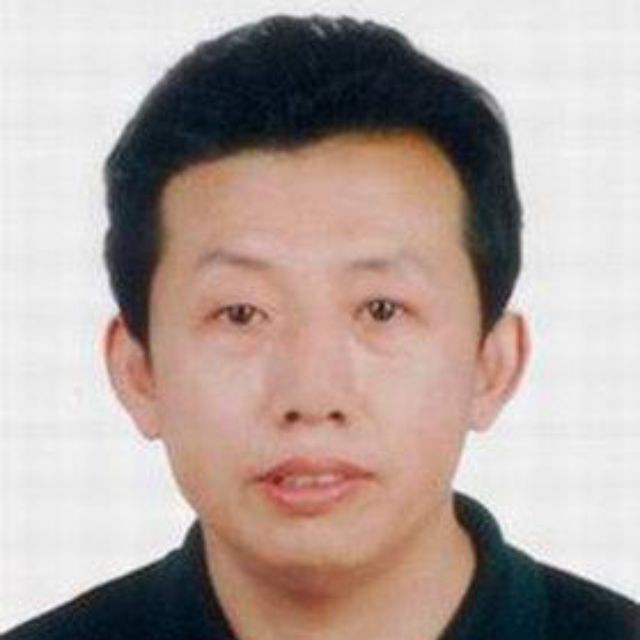 余在先