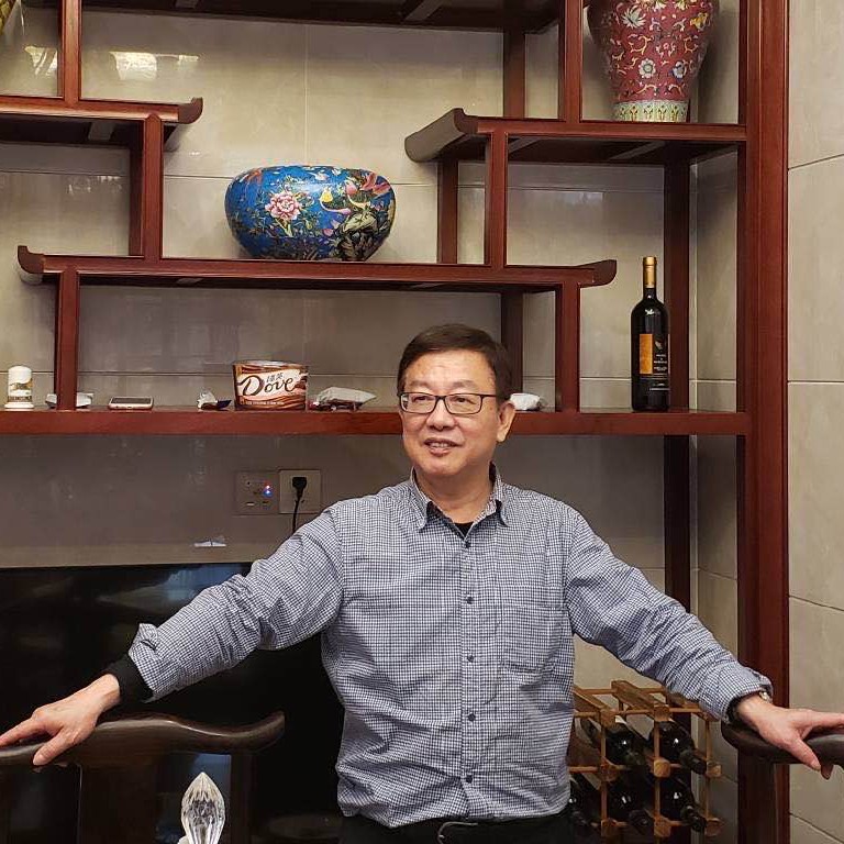 张伟君
