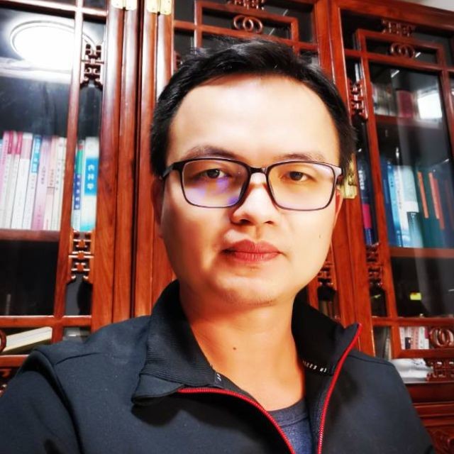 岑杨成