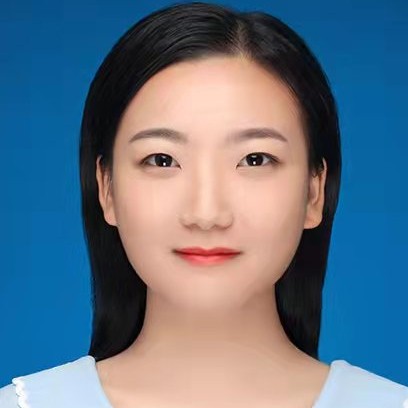 覃越