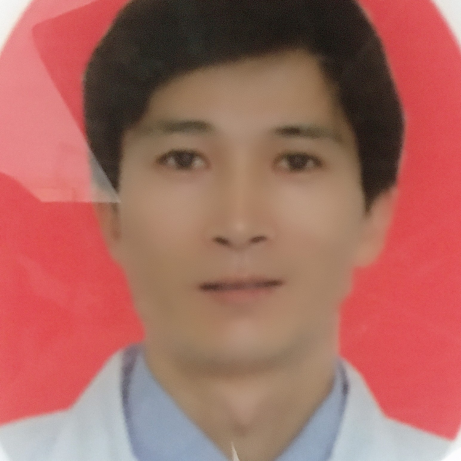 李天伟