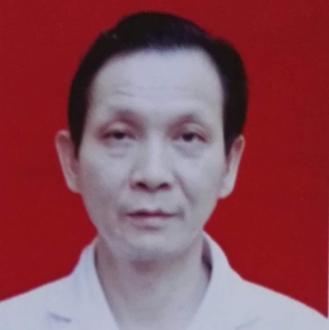 李伟