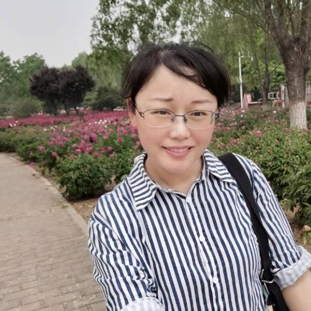 封亚丽