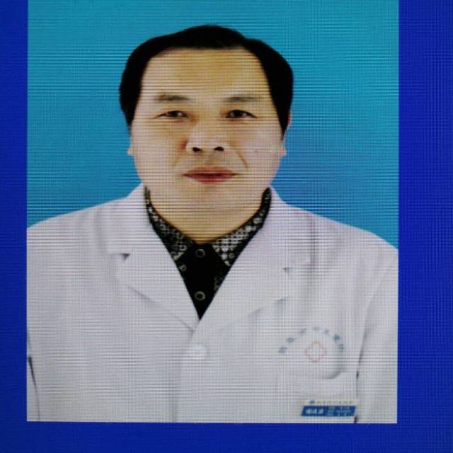 杨成居