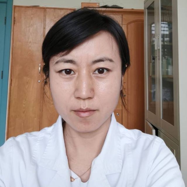 王丽娜