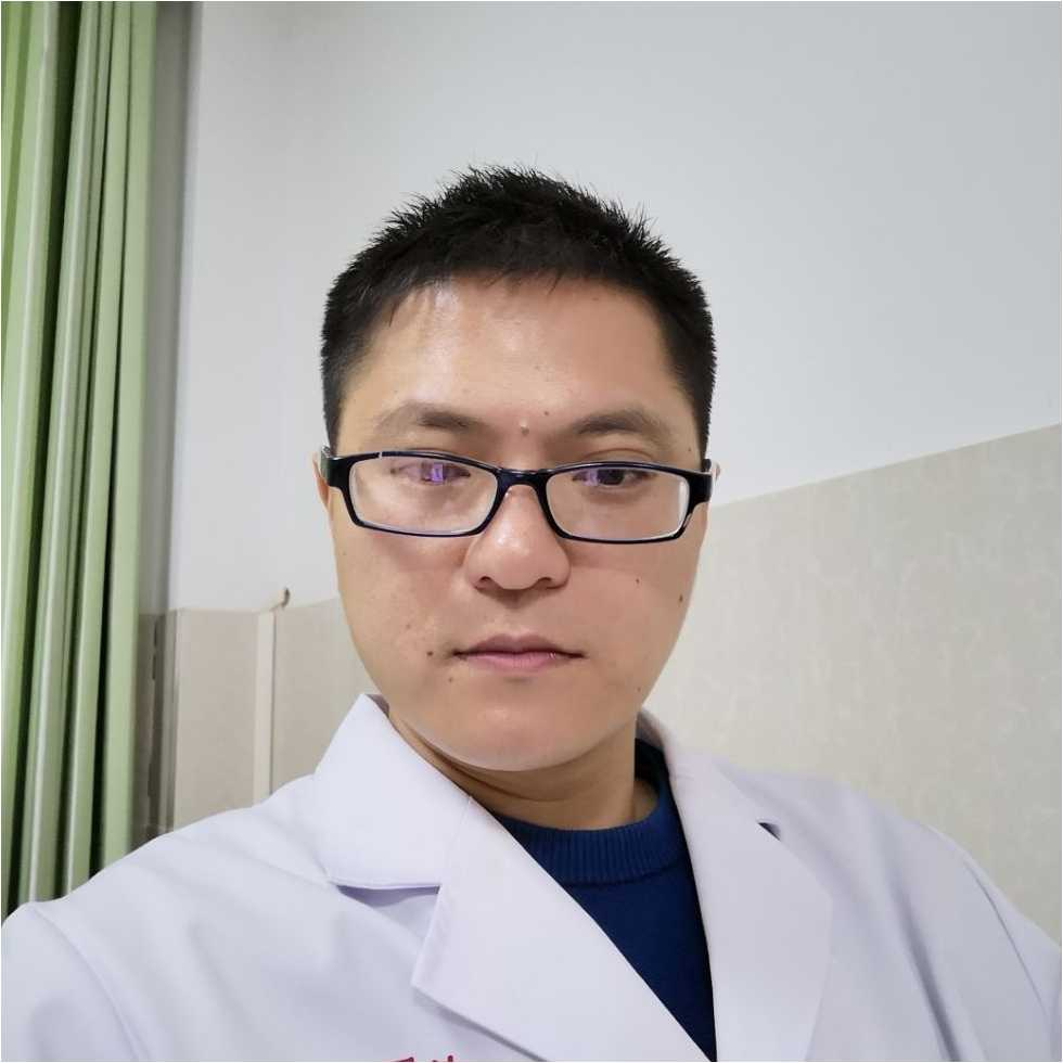 邹路明