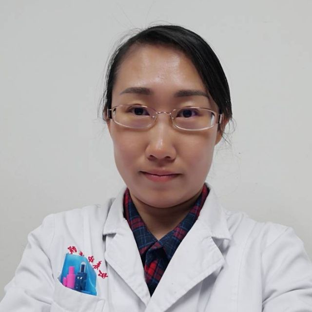 李萌