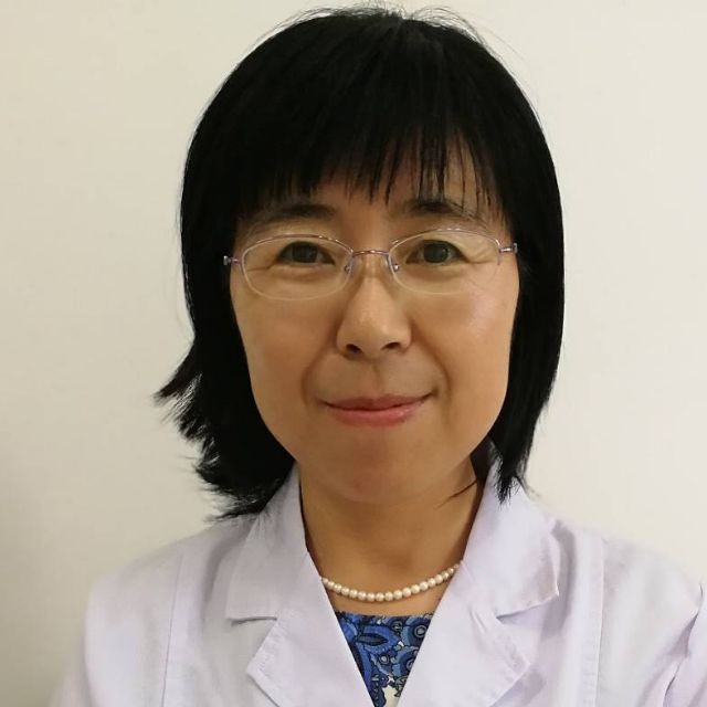 张焱
