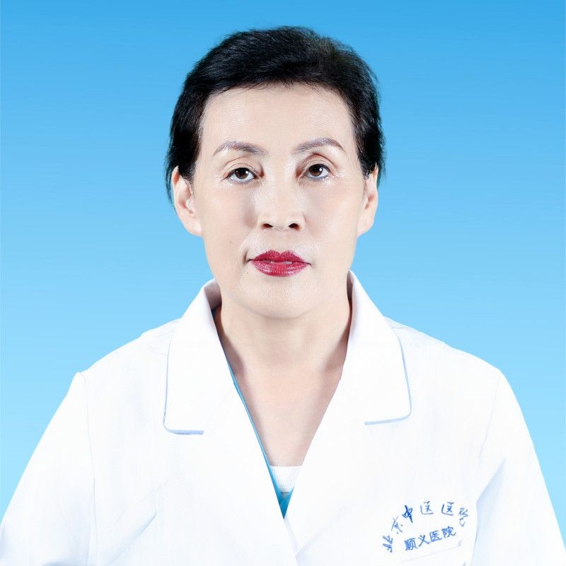 杨彩梅